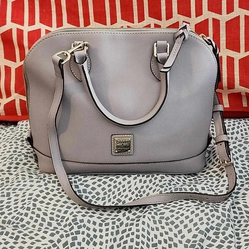 Dooney & Bourke this zip
